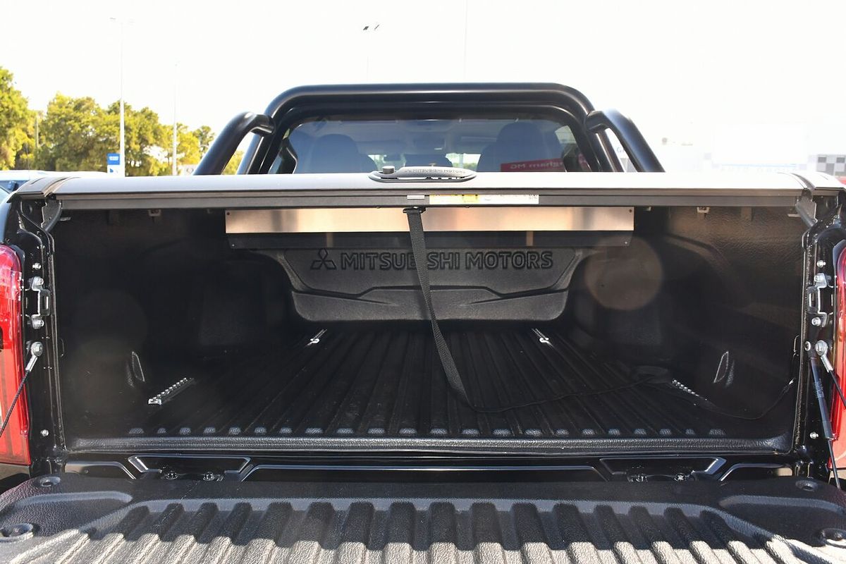 2023 Mitsubishi Triton GSR MR 4X4