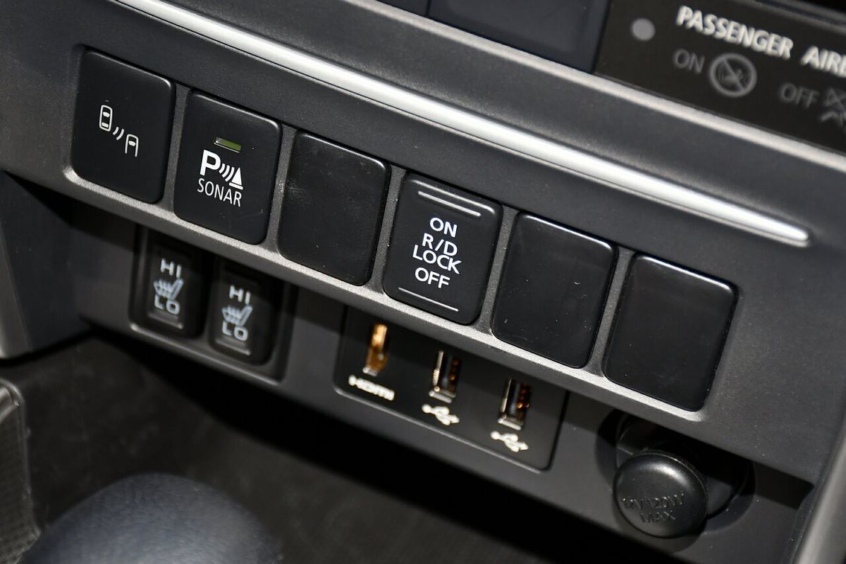 2023 Mitsubishi Triton GSR MR 4X4