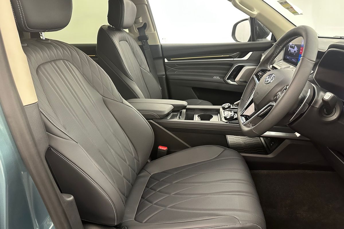 2025 LDV D90 Executive SV9A