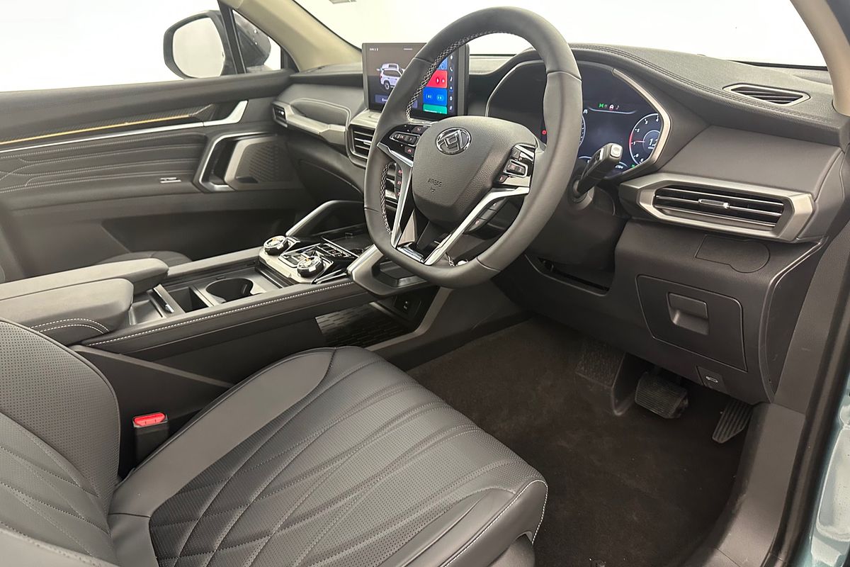 2025 LDV D90 Executive SV9A