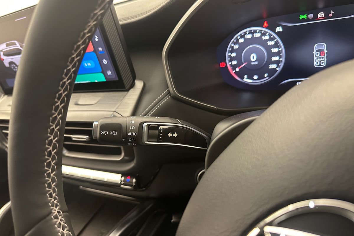 2025 LDV D90 Executive SV9A