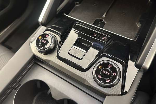 2025 LDV D90 Executive SV9A