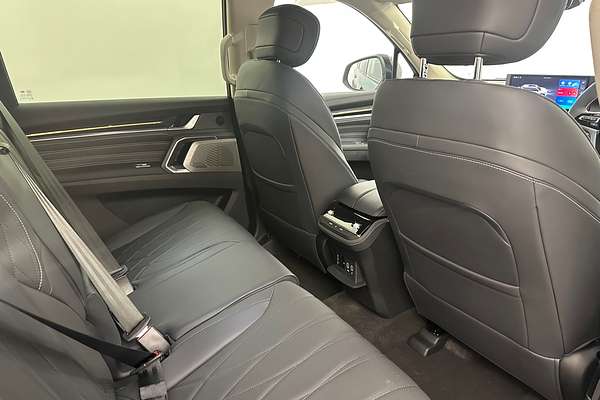 2025 LDV D90 Executive SV9A