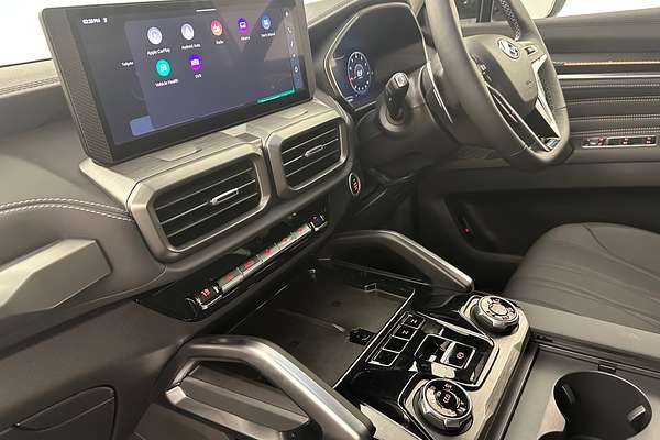 2025 LDV D90 Executive SV9A