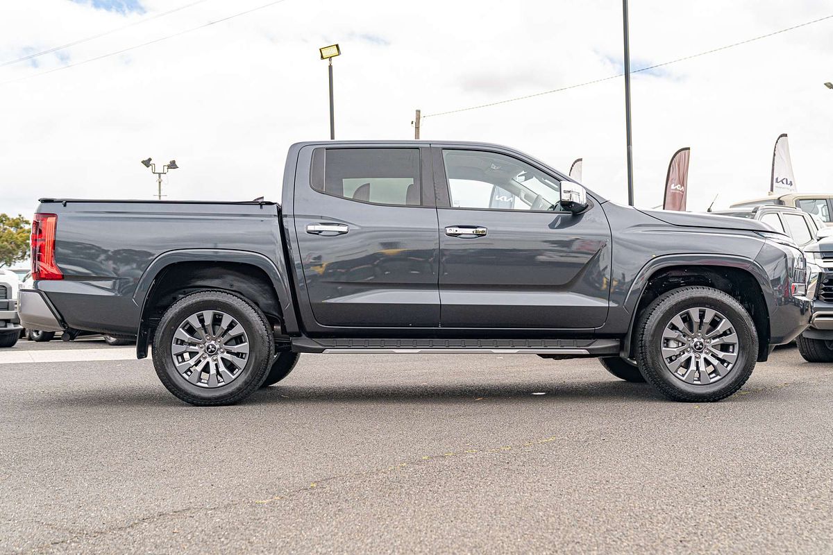 2025 Mitsubishi Triton GLS MV