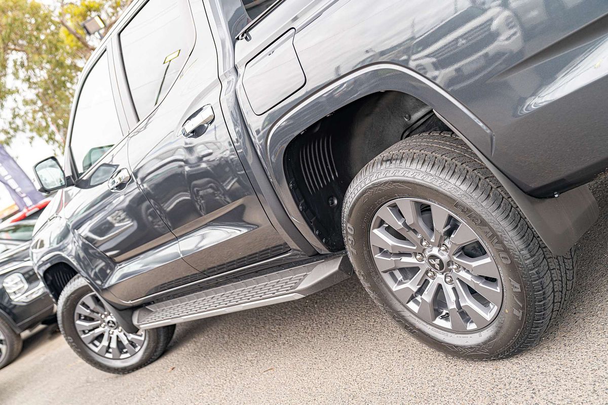 2025 Mitsubishi Triton GLS MV