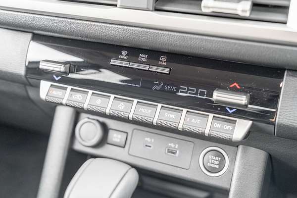 2025 Mitsubishi Triton GLS MV