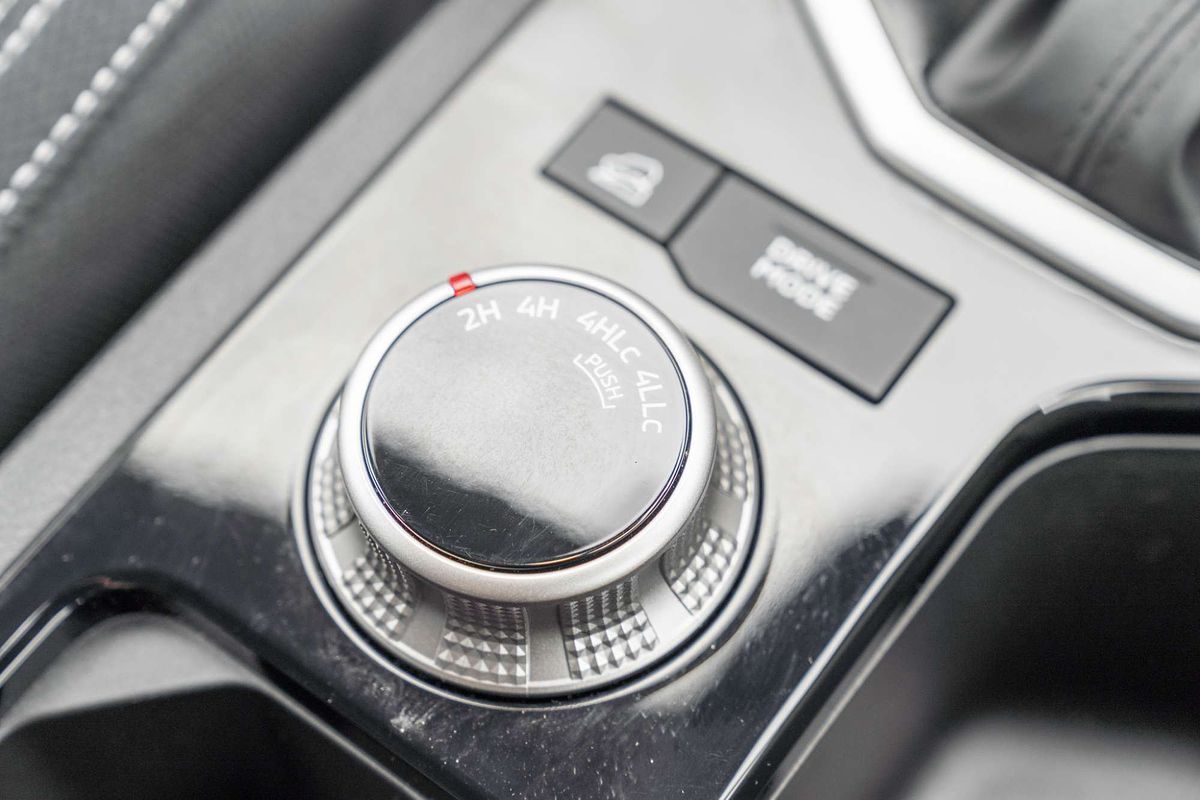 2025 Mitsubishi Triton GLS MV