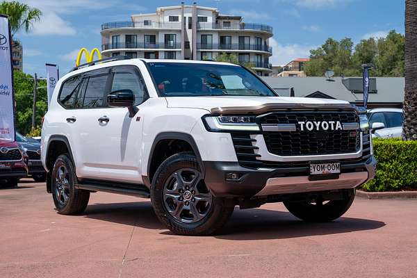 2023 Toyota Landcruiser GR Sport FJA300R