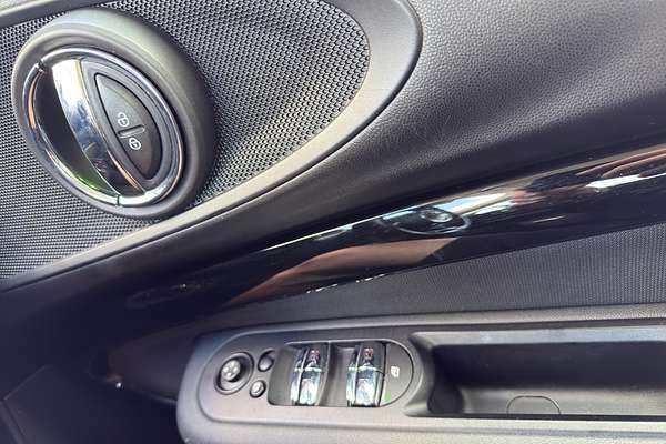 2016 BMW M D CLUBMAN