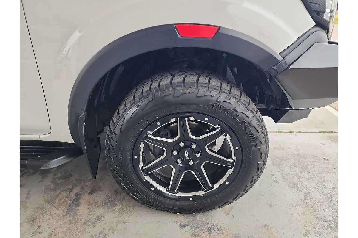 2021 Nissan Navara ST D23 4X4