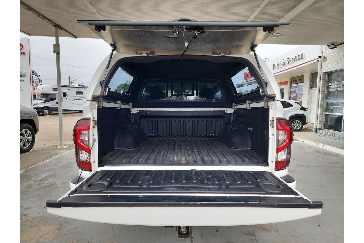 2021 Nissan Navara ST D23 4X4