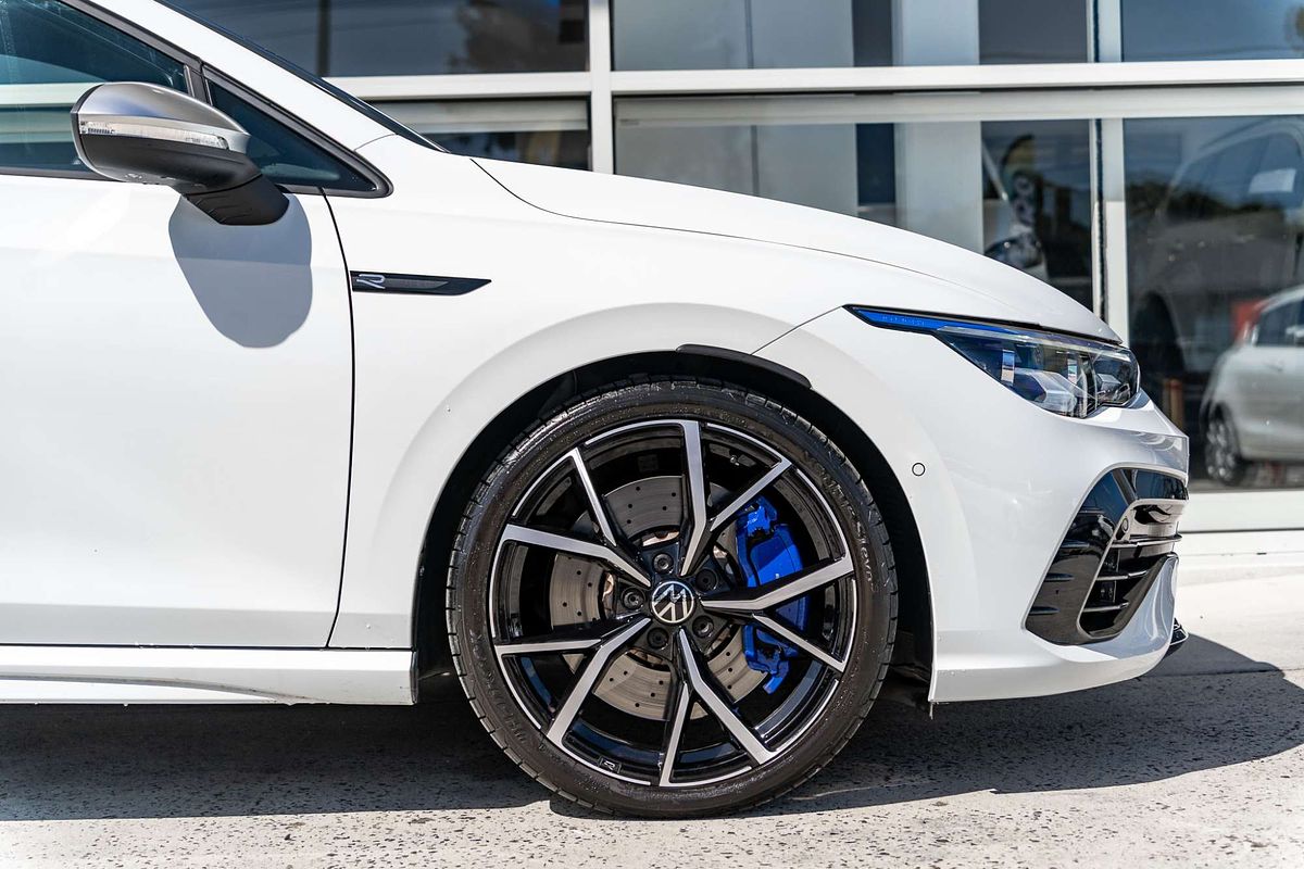 2024 Volkswagen Golf R 8