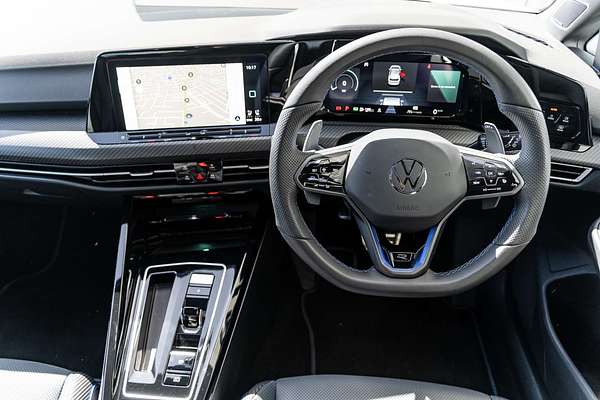 2024 Volkswagen Golf R 8