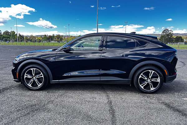 2024 Ford Mustang Mach-E Select