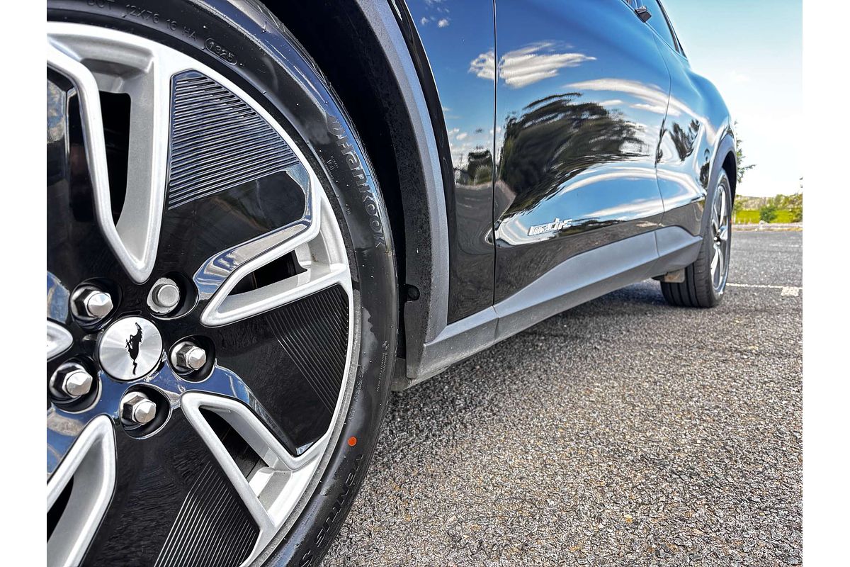 2024 Ford Mustang Mach-E Select