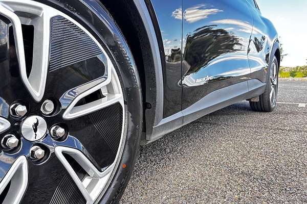 2024 Ford Mustang Mach-E Select