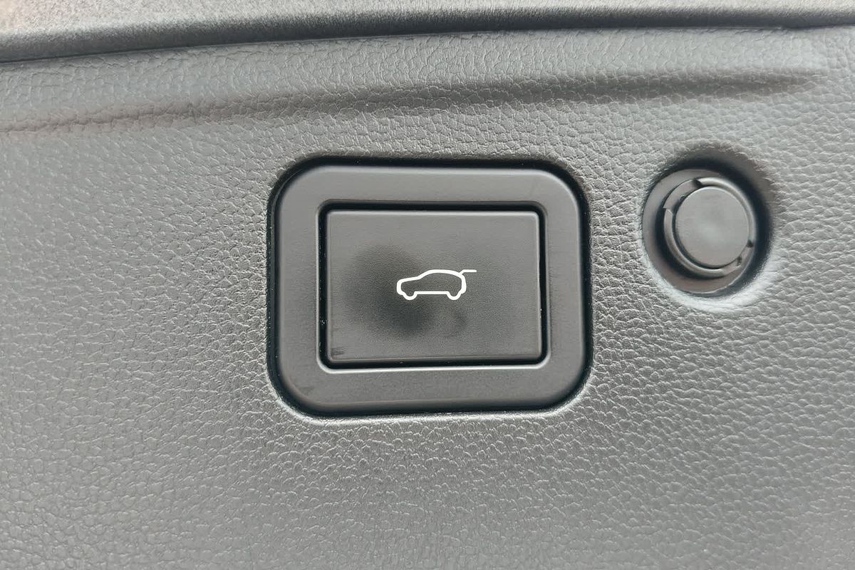 2022 GWM H6 Ultra B01