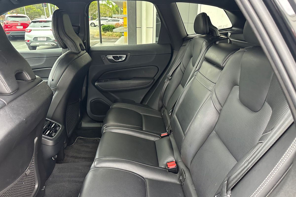 2019 Volvo XC60 T6 R-Design