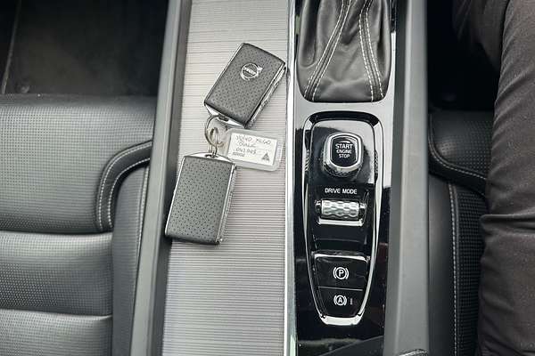 2019 Volvo XC60 T6 R-Design