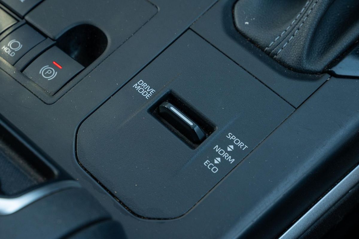 2024 Toyota Kluger GX AXUH78R