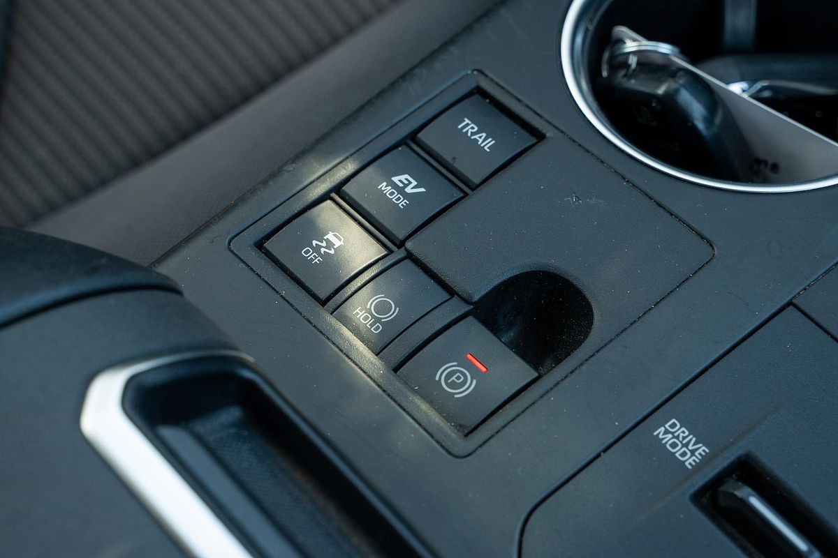 2024 Toyota Kluger GX AXUH78R