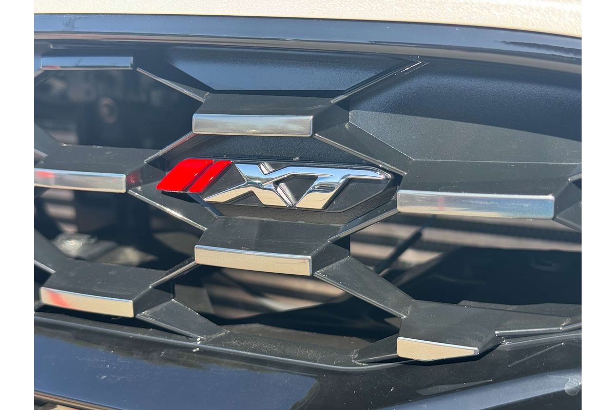 2025 Isuzu MU-X X-TERRAIN