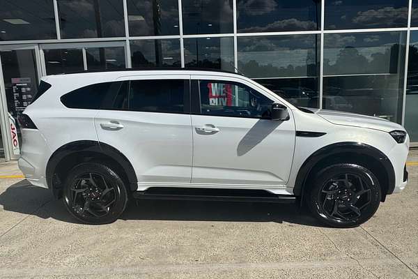 2025 Isuzu MU-X X-TERRAIN