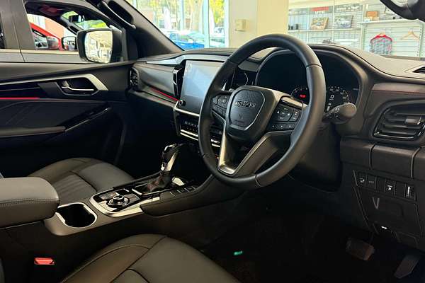 2025 Isuzu MU-X X-TERRAIN