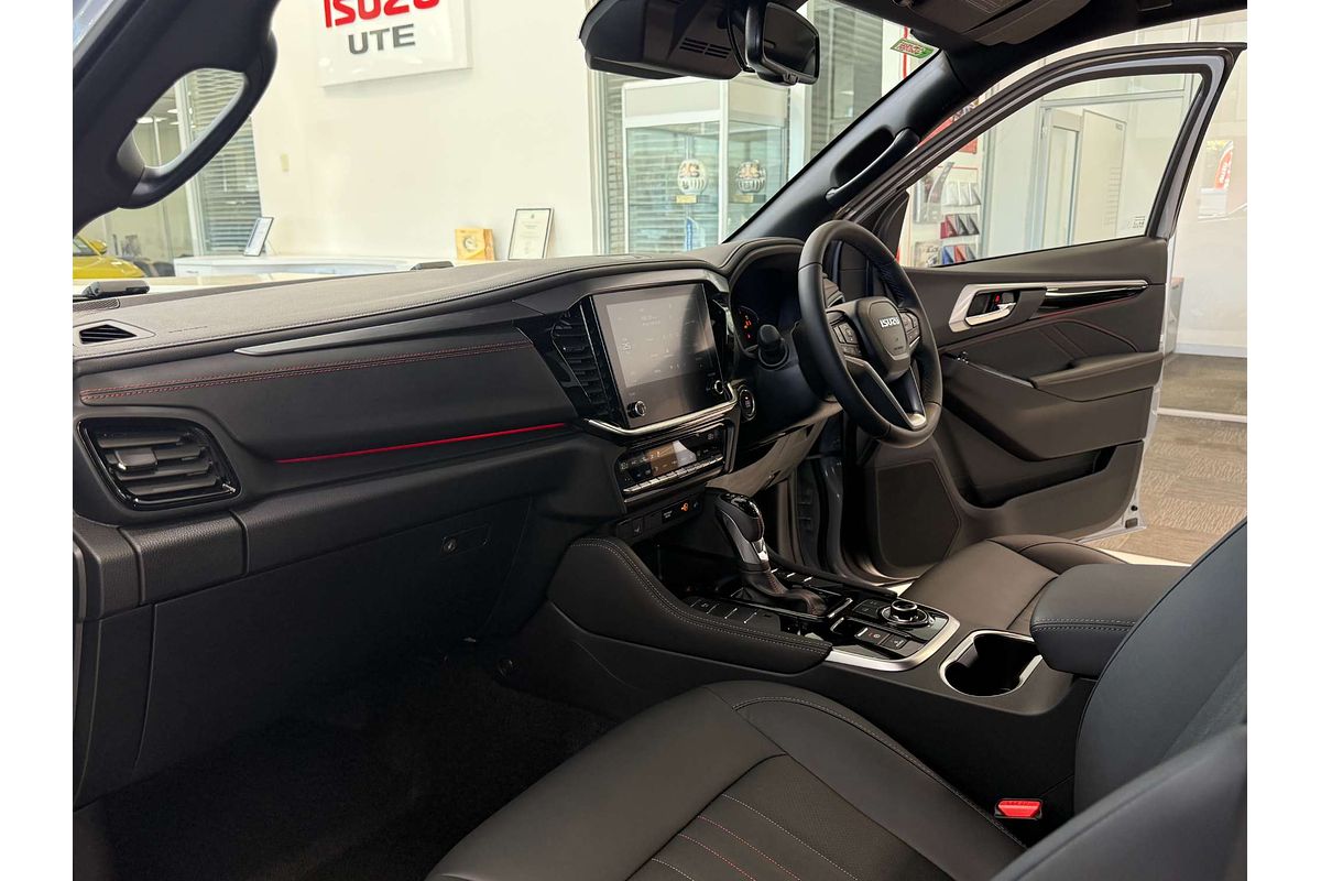 2025 Isuzu MU-X X-TERRAIN