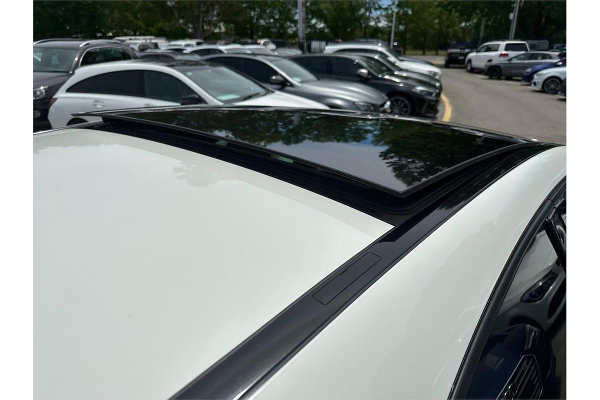 2015 Mercedes-Benz A45 AMG 176 MY15