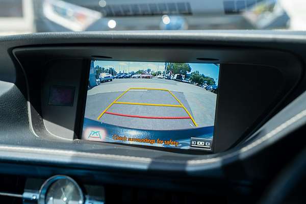 2015 Lexus ES ES300h Luxury AVV60R