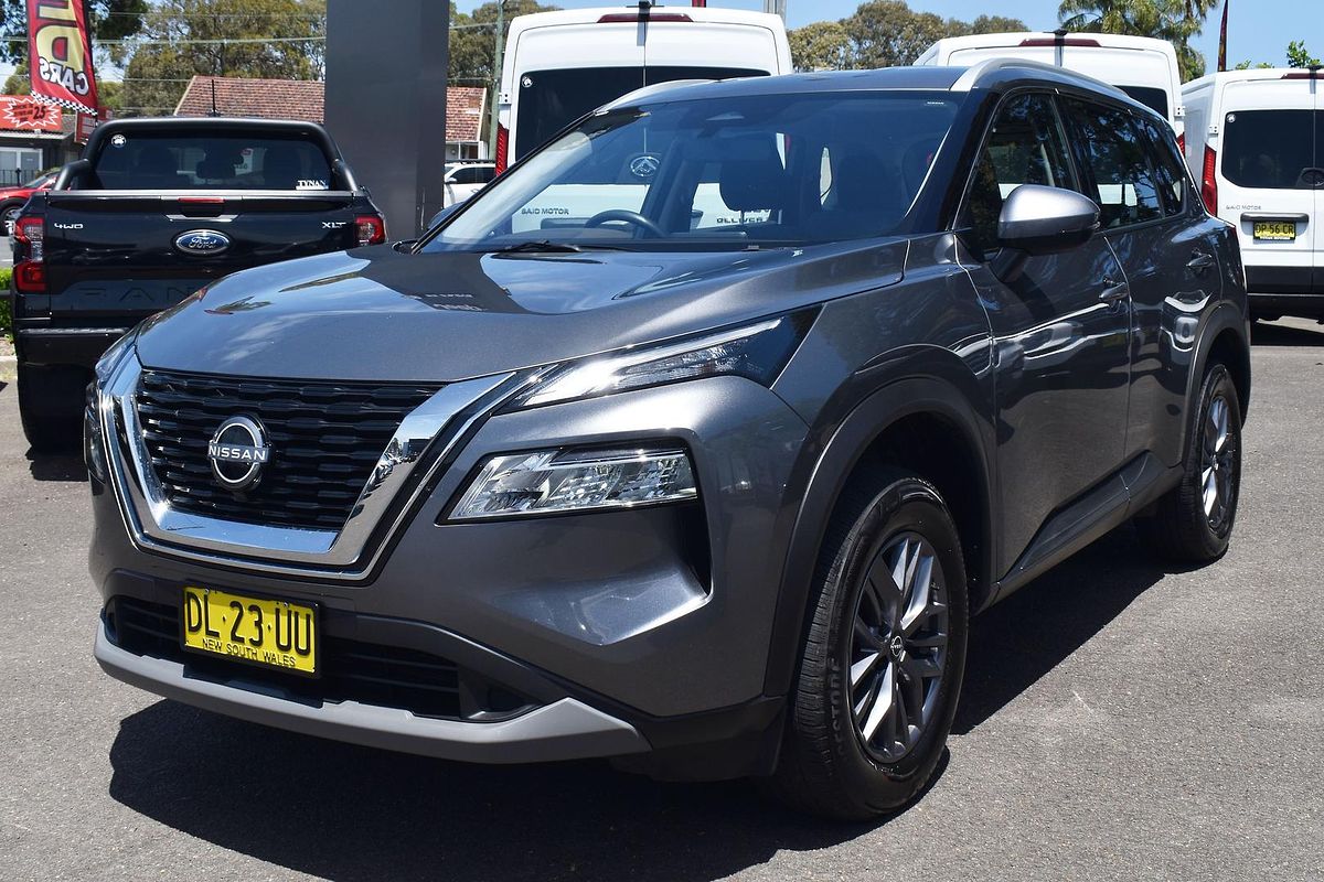 2024 Nissan X-TRAIL ST T33
