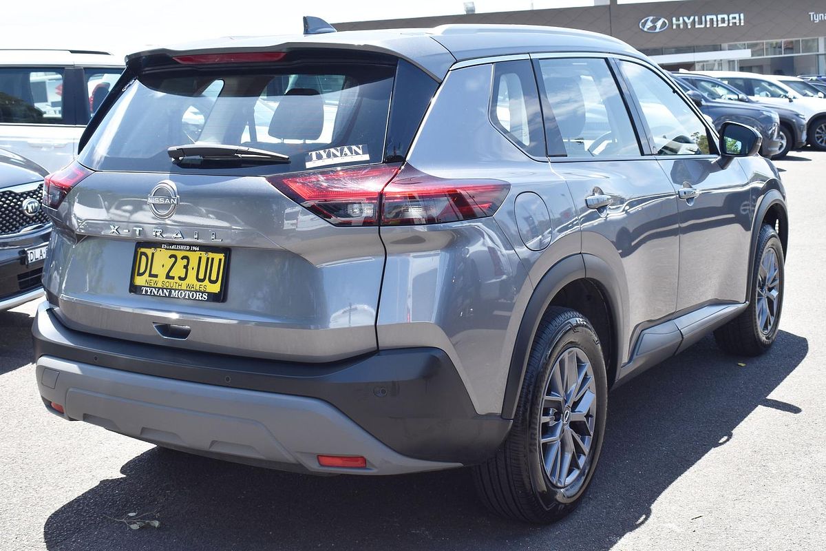 2024 Nissan X-TRAIL ST T33