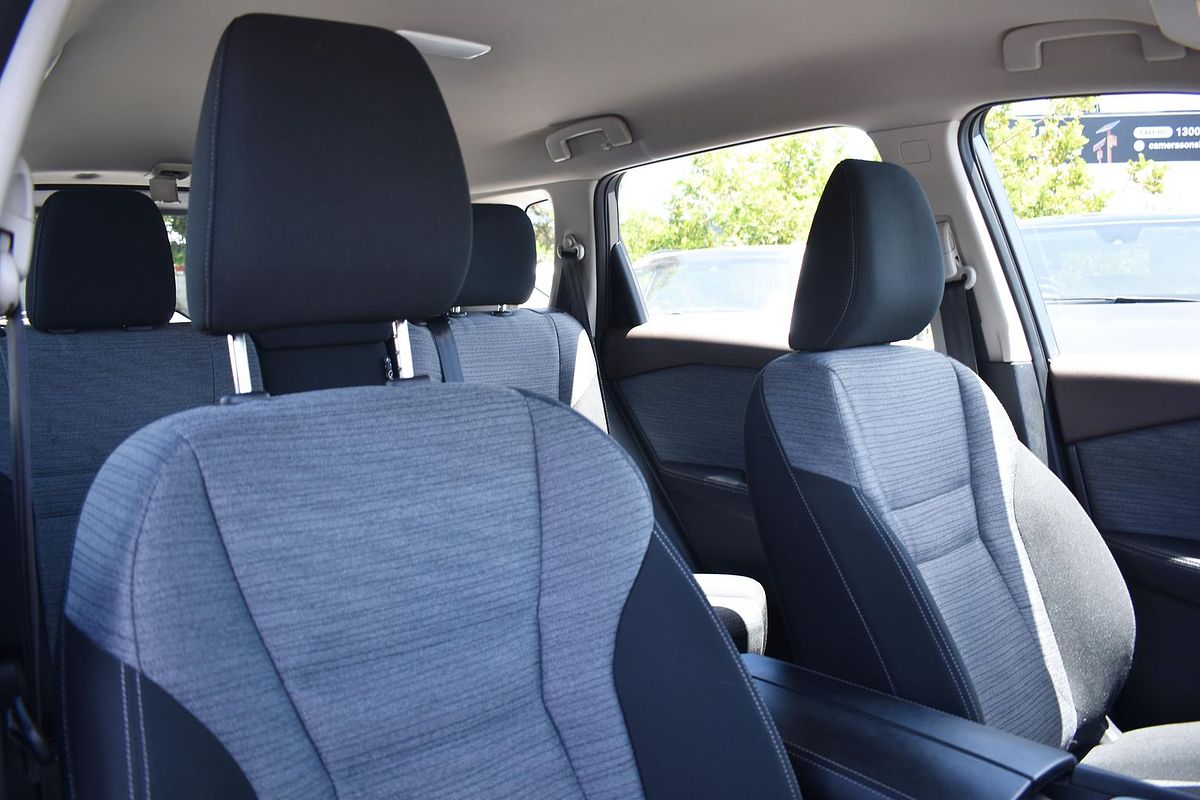 2024 Nissan X-TRAIL ST T33