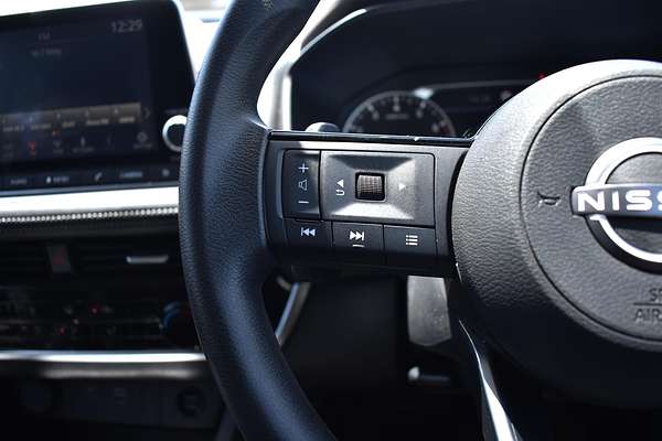 2024 Nissan X-TRAIL ST T33