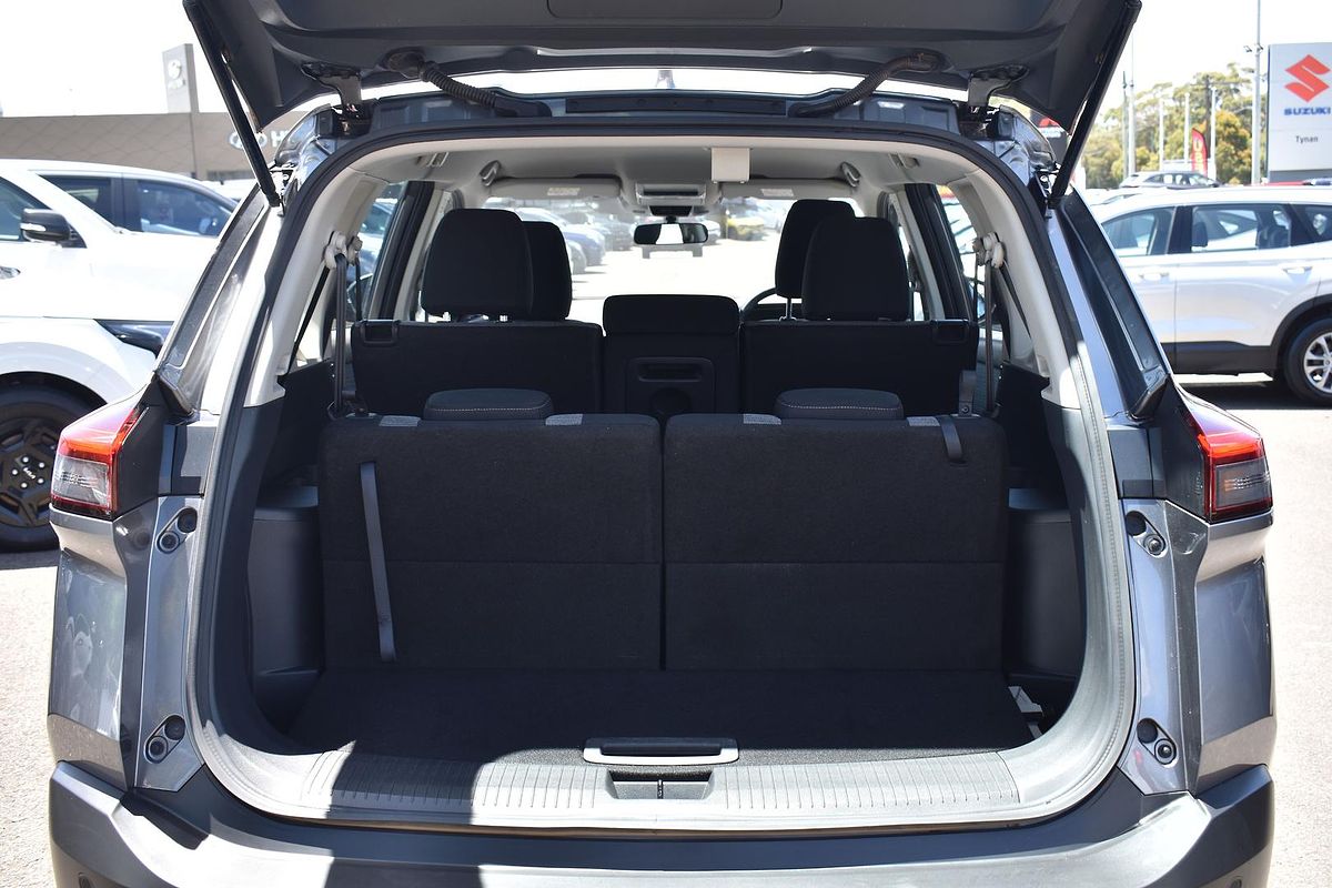 2024 Nissan X-TRAIL ST T33