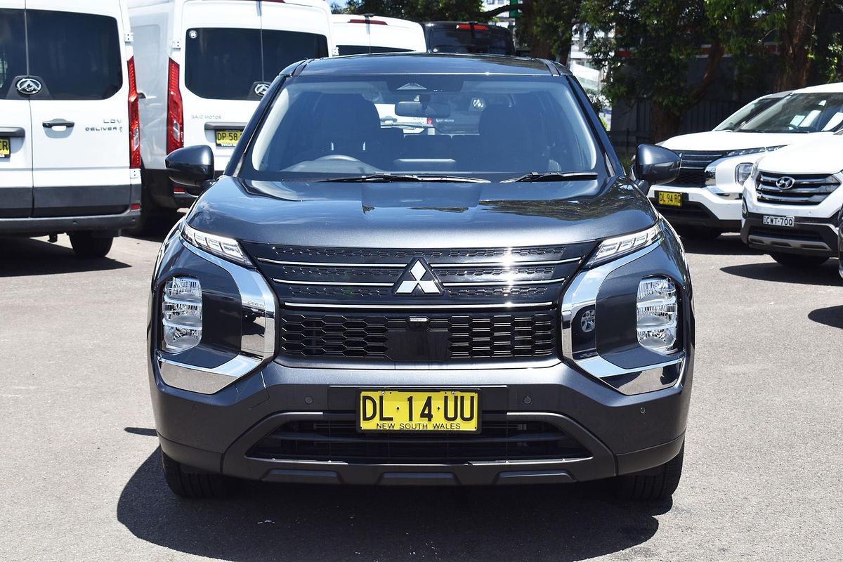 2024 Mitsubishi Outlander ES ZM