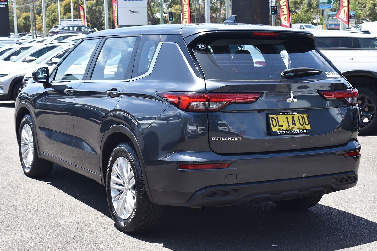 2024 Mitsubishi Outlander ES ZM