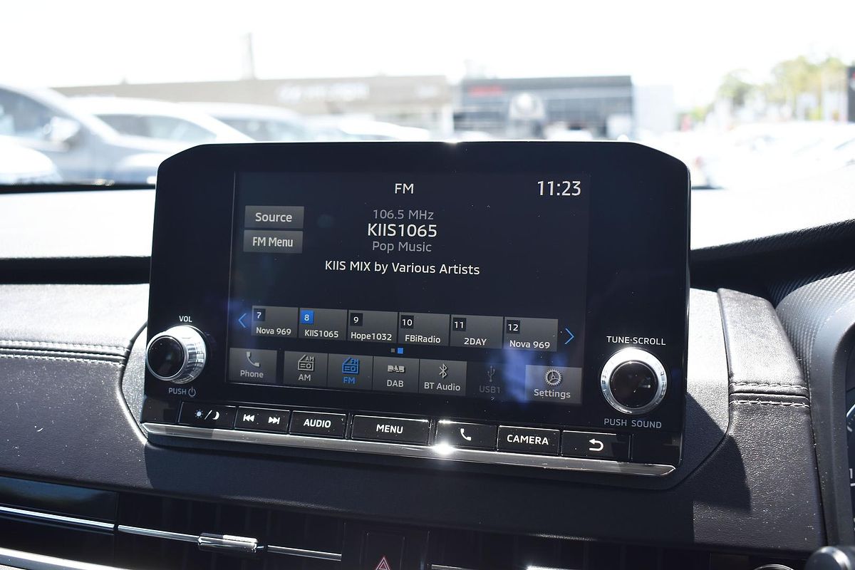 2024 Mitsubishi Outlander ES ZM