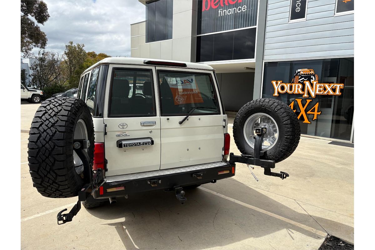 2011 Toyota Landcruiser GXL VDJ76R