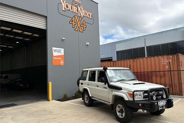 2011 Toyota Landcruiser GXL VDJ76R