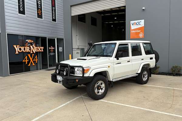 2011 Toyota Landcruiser GXL VDJ76R