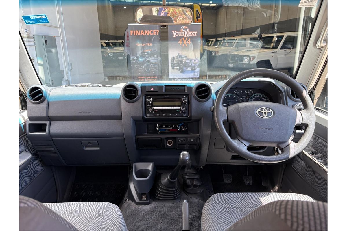 2011 Toyota Landcruiser GXL VDJ76R