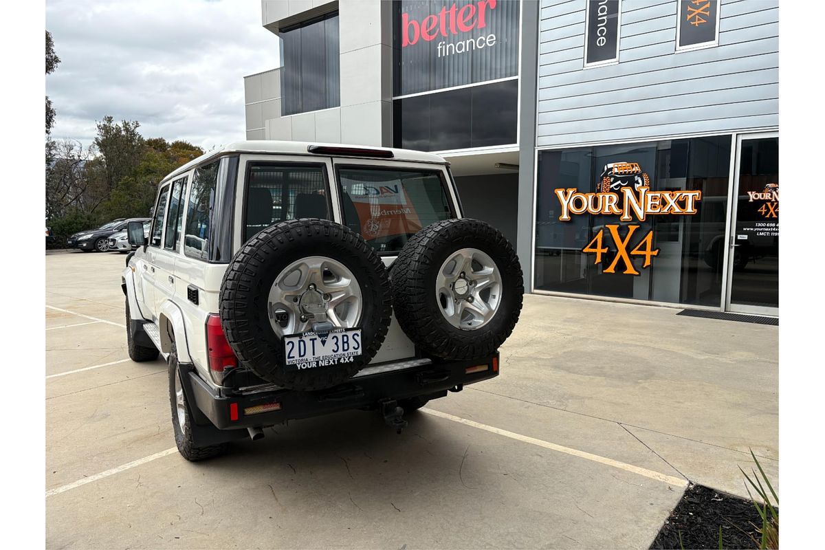 2011 Toyota Landcruiser GXL VDJ76R