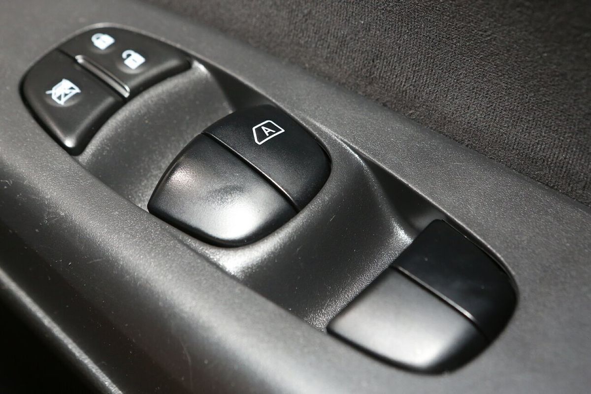 2016 Nissan Pulsar ST B17 Series 2