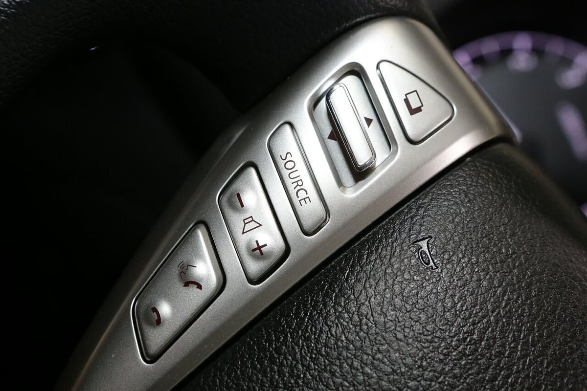 2016 Nissan Pulsar ST B17 Series 2