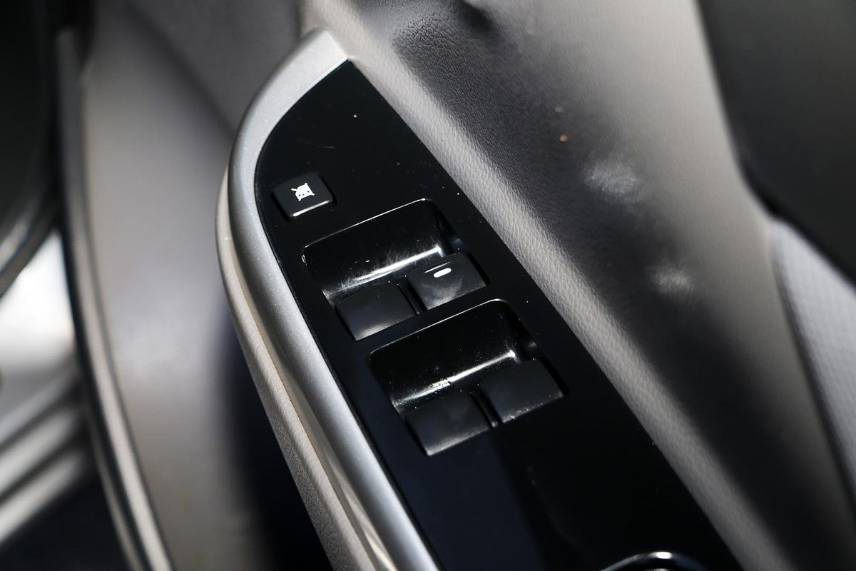 2018 Mitsubishi Triton Blackline MQ 4X4