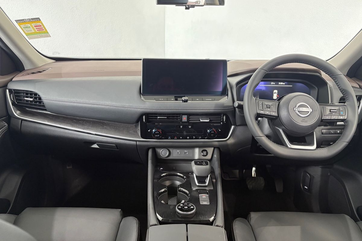 2025 Nissan X-TRAIL Ti T33