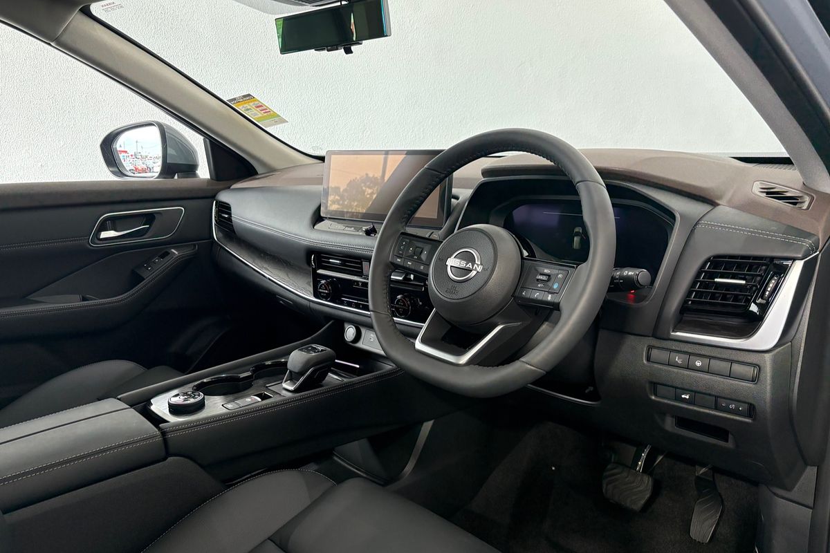 2025 Nissan X-TRAIL Ti T33